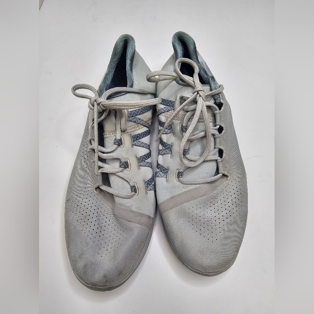 Under Armour Women's Shoes Size 8 Gray Lightweight Running Shoe - Picture 3 of 11